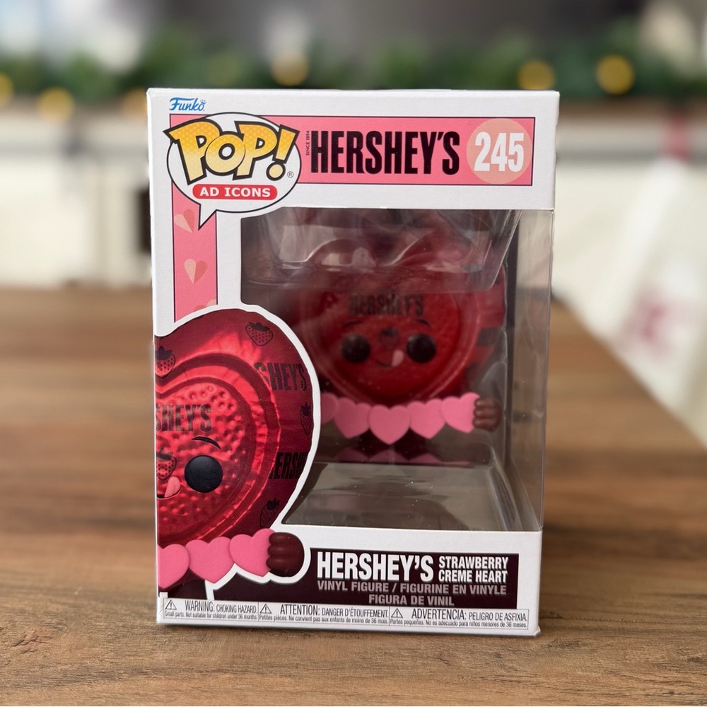Funko Pop Ad Icons Hershey's Strawberry Creme Heart 245